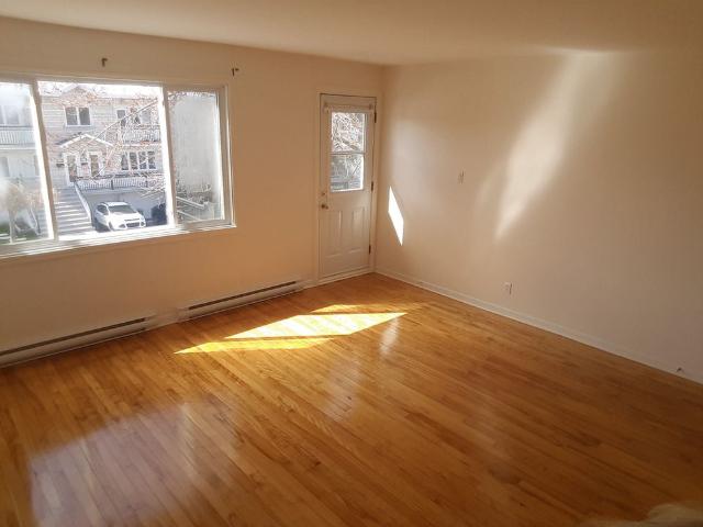 Apartment for rent in St. Leonard's, Quebec
