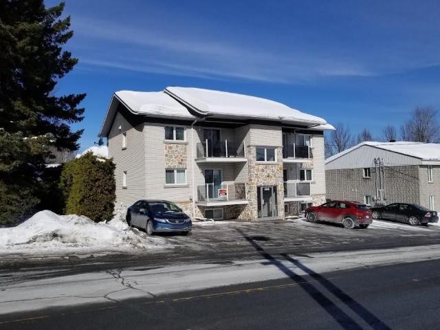 Apartment for rent in Saint Georges De Beauce, Quebec