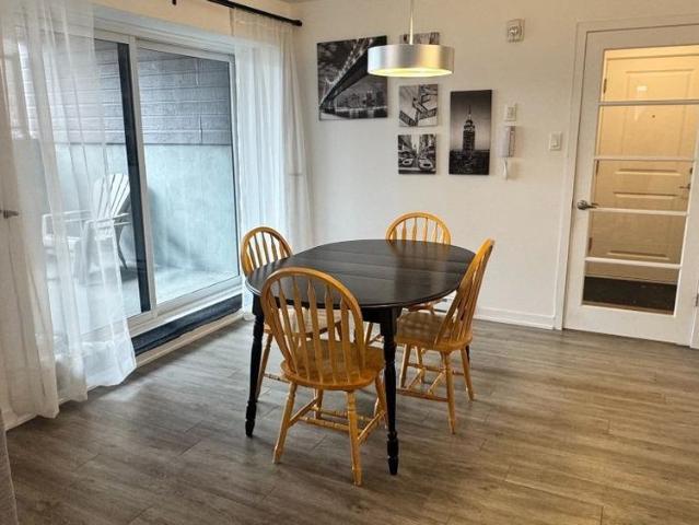 Apartment for rent in Les Moulins, Quebec