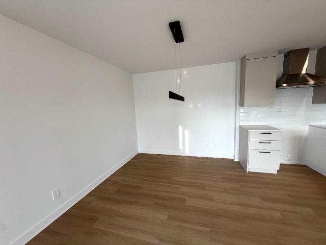 Apartment for rent in Saint-chrysostome, Quebec