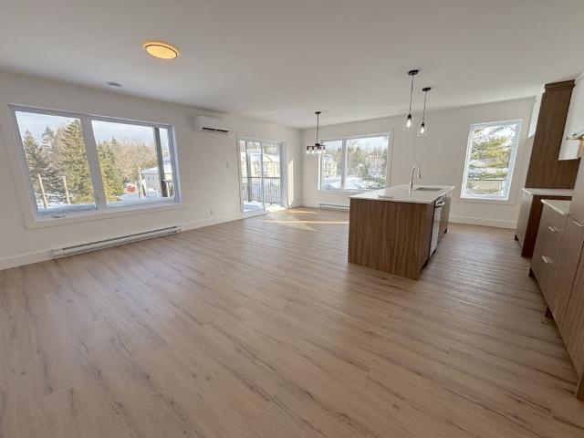 Apartment for rent in D'autray, Quebec