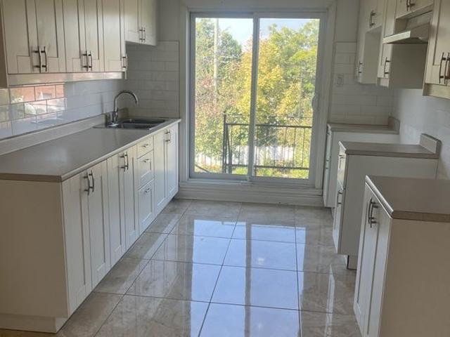 Apartment for rent in St. Leonard's, Quebec