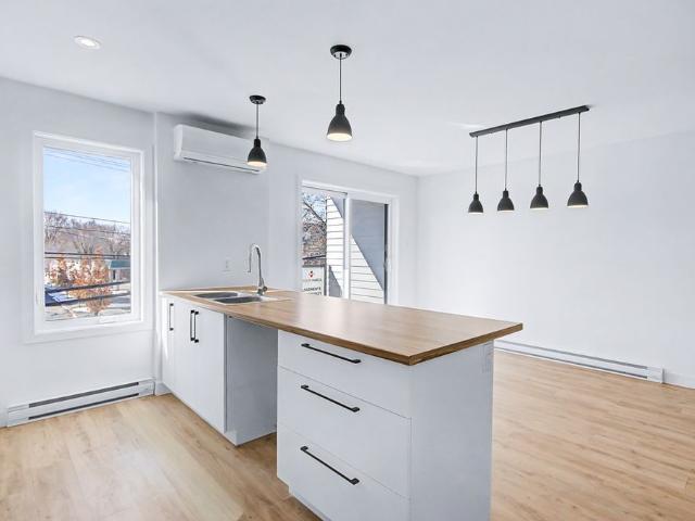 Apartment for rent in Saint-Thomas-d'Aquin, Saint-Hyacinthe