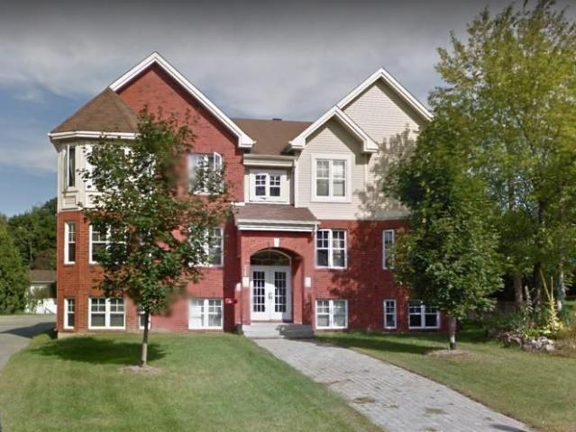 Apartment for rent in Laurentides, Quebec
