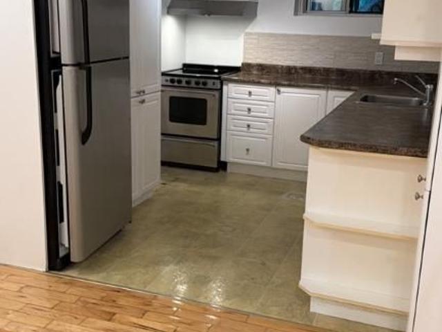 Apartment for rent in Saint-Laurent, Montréal