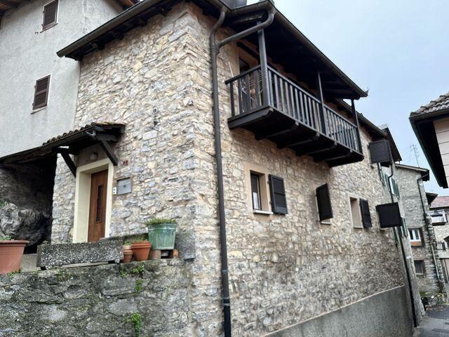 Haus kaufen in Cabbio, Tessin