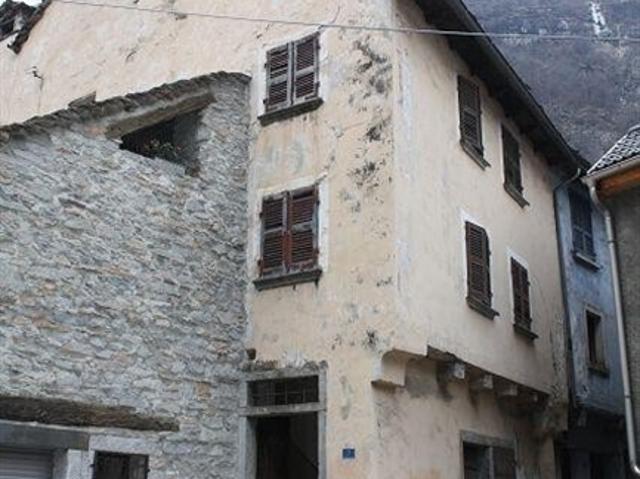 Einfamilienhaus kaufen in Giornico, Tessin