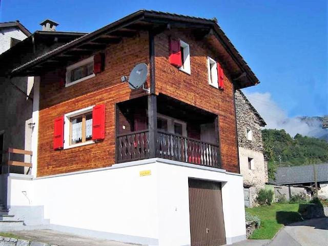 Haus kaufen in Acquarossa, Tessin