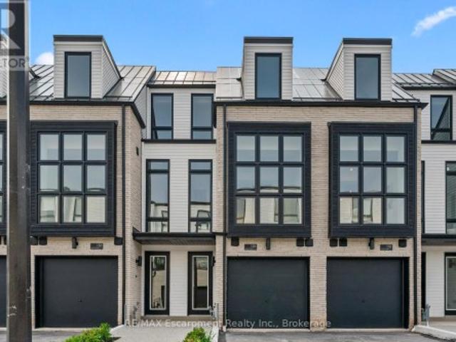 House for sale in Oakville, Ontario