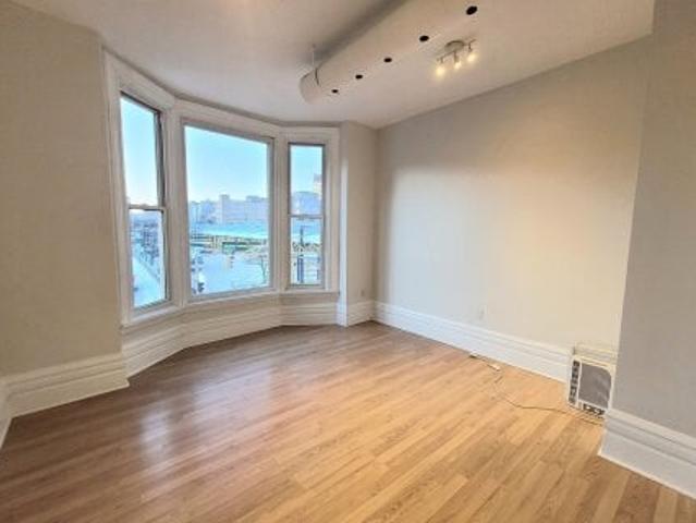 Condo for rent in Ancaster, Ontario