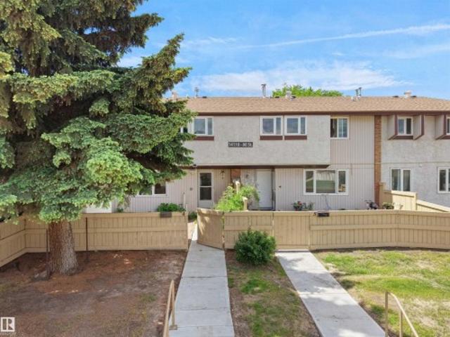 Townhouse for sale in Wedgewood, Alberta