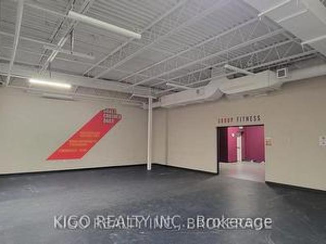 Commercial for rent in Gravenhurst, Central Ontario