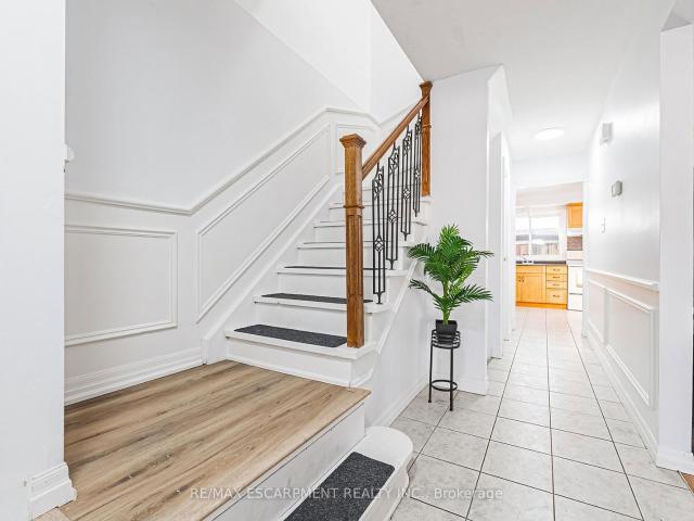 Condo for sale in Burlington, Ontario