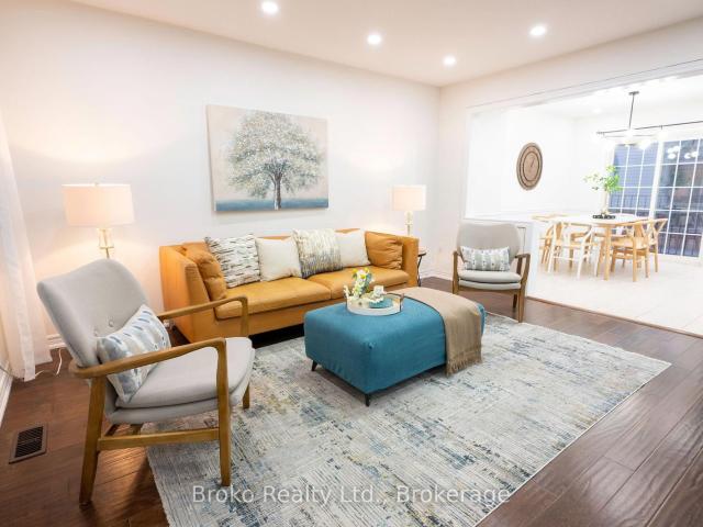Condo for sale in Oakville, Ontario
