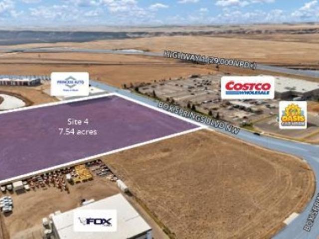 Commercial for sale in Medicine Hat