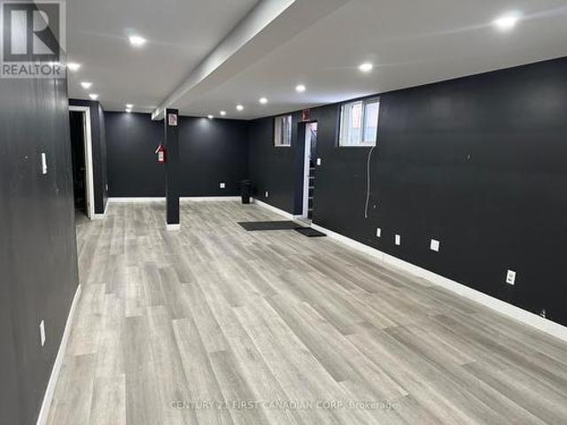 Commercial for rent in Arva, Ontario