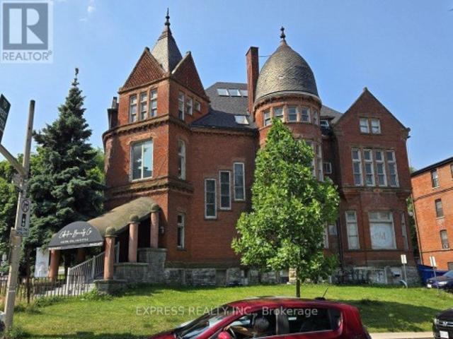 House for rent in Ancaster, Ontario