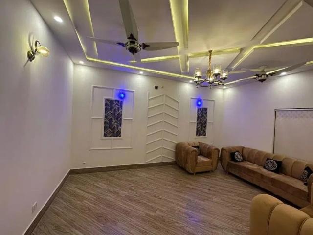 House for sale in Faisalabad, Islamabad Capital Territory