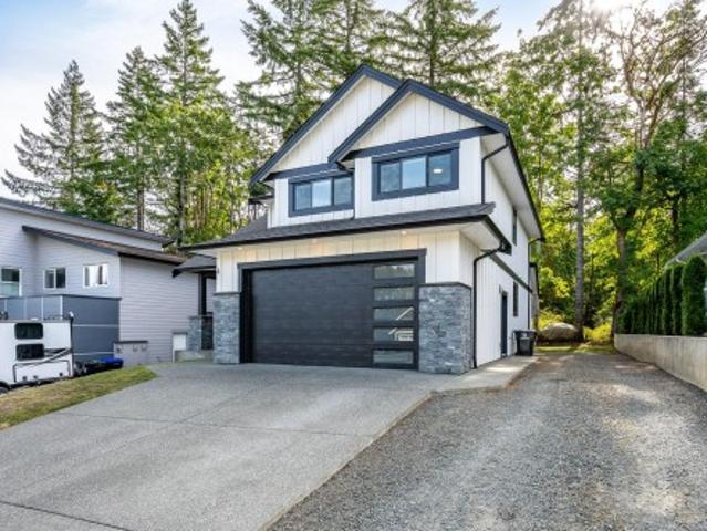 House for sale in Courtenay, British Columbia