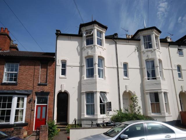 Apartment for rent in Sydenham, Green Close