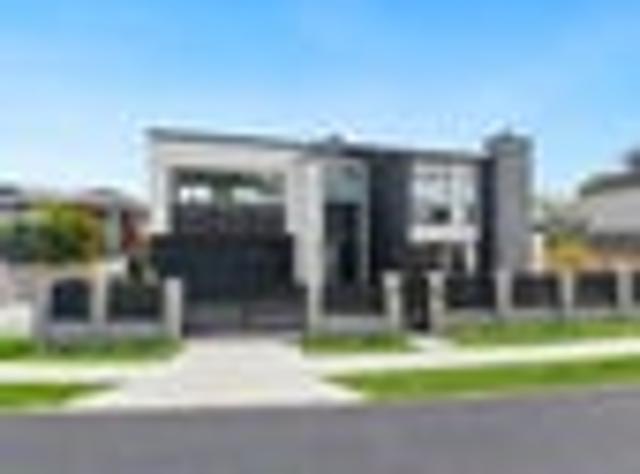 House for sale in Eastern Beach, Howick