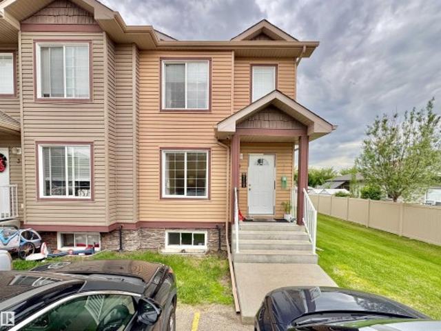 Townhouse for sale in Spruce Grove, Alberta