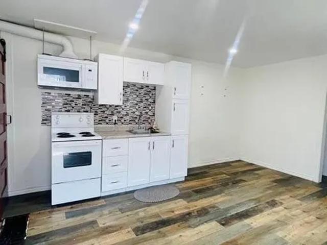House for rent in Grand River, Cambridge