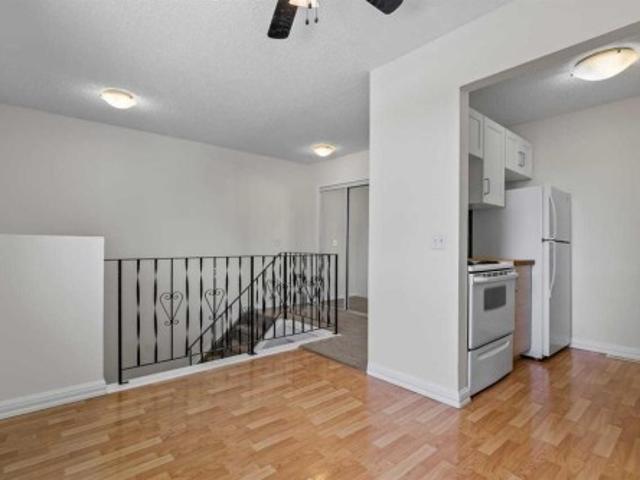 Townhouse for sale in Forest Heights, Calgary