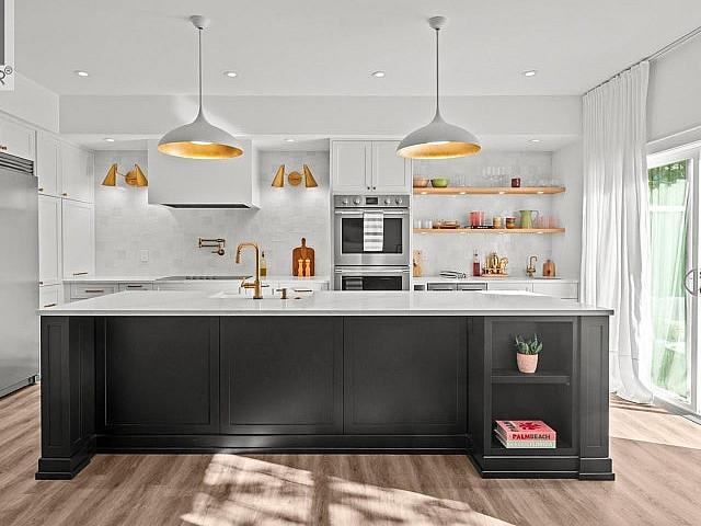 Condo for sale in Saanich, British Columbia