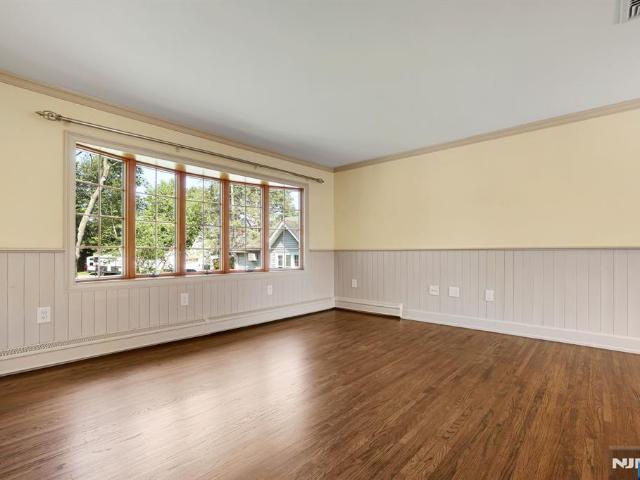 House for sale in Pequannock, New Jersey