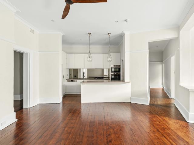 Apartment for rent in Elizabeth Bay, Sydney