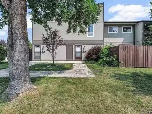 House for sale in East St. Paul, Manitoba