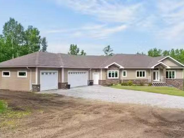 House for sale in Alberta