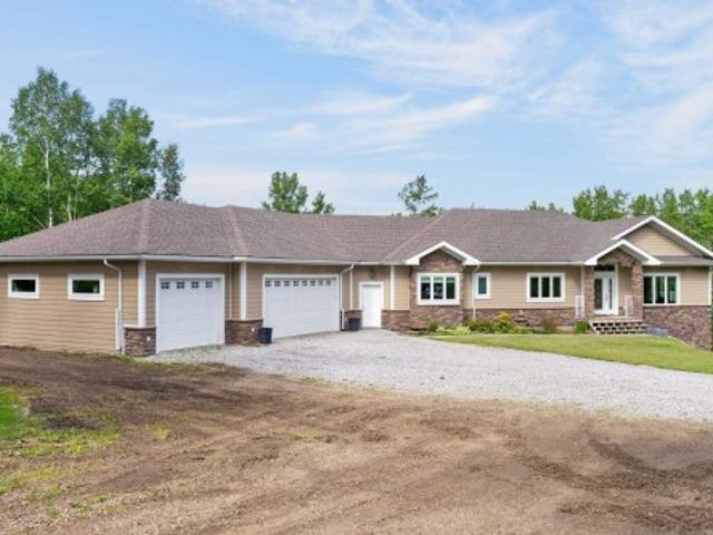 House for sale in Alberta