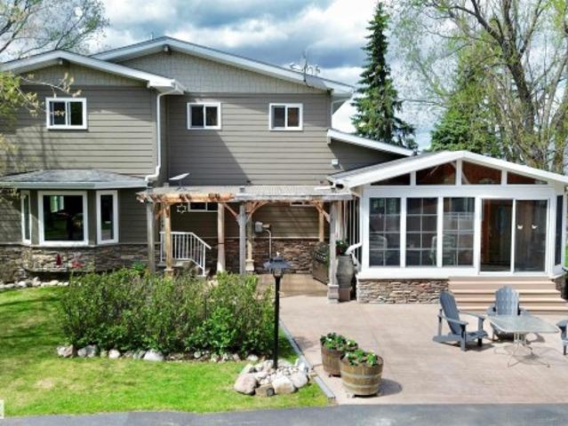 House for sale in Alberta