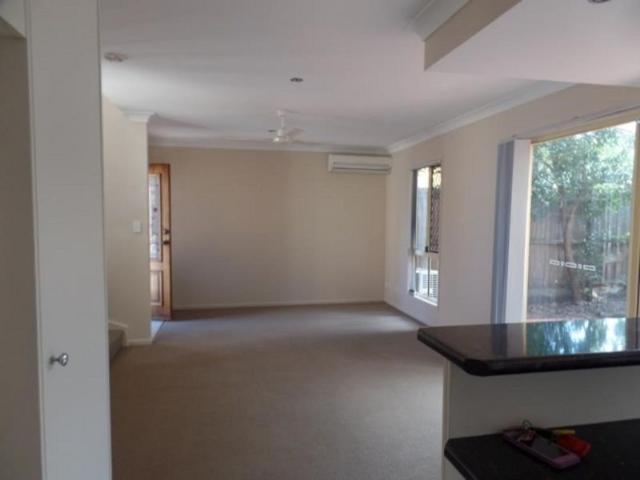 Townhouse for rent in Methul, Queensland