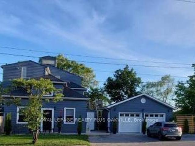 House for rent in Oakville, Ontario