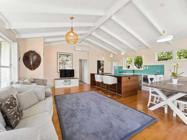 House for sale in New Lynn, Whau