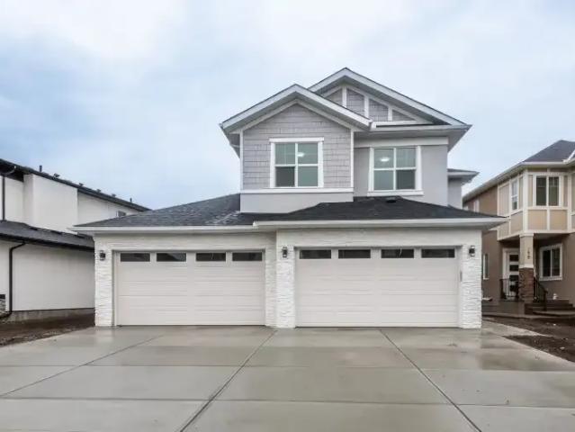 House for rent in Chestermere, Alberta