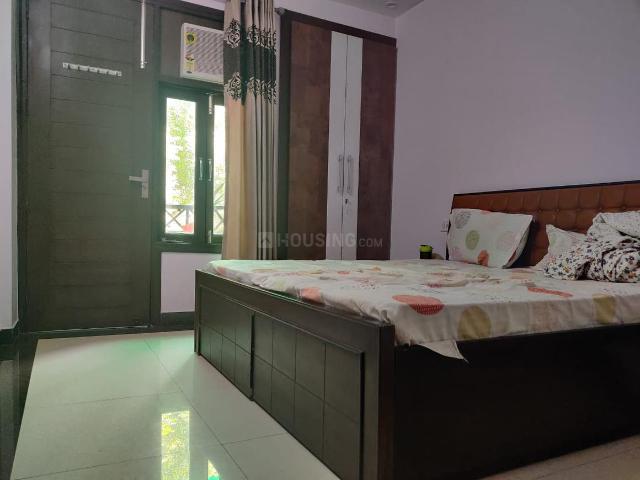 Flat for rent in South West Delhi, Deri