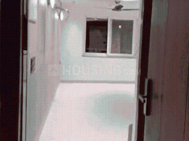 Flat for sale in South West Delhi, Deri