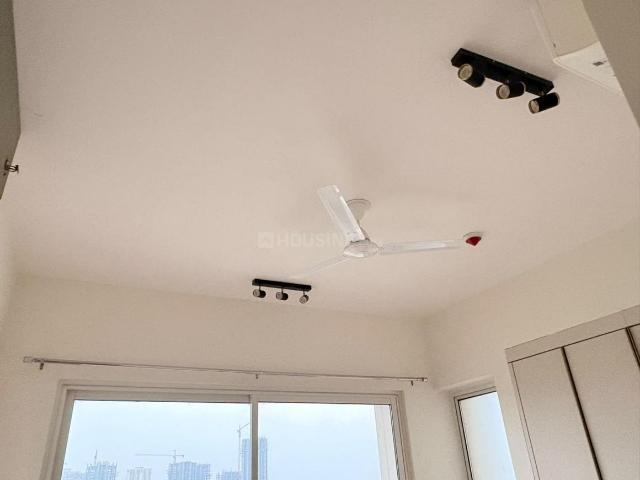 Flat for rent in Sector 43, Noida