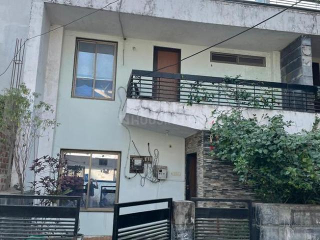 Duplex for sale in Madya