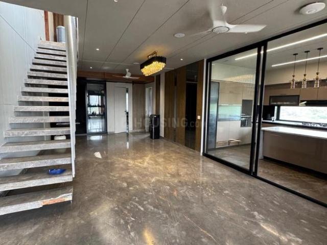 Flat for rent in Hariana