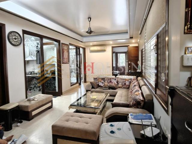 Flat for rent in Deri