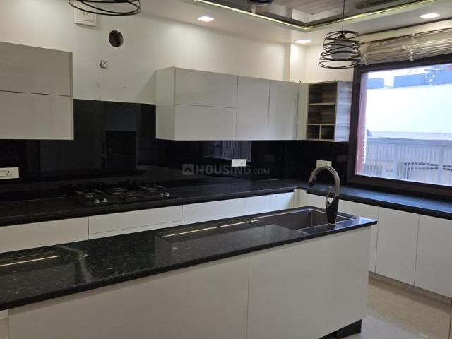 Flat for sale in West Delhi, Deri
