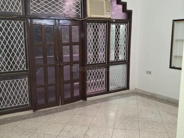 Flat for rent in South Delhi, Deri