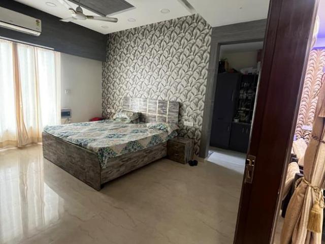 Flat for sale in Sector 28, Faridabad