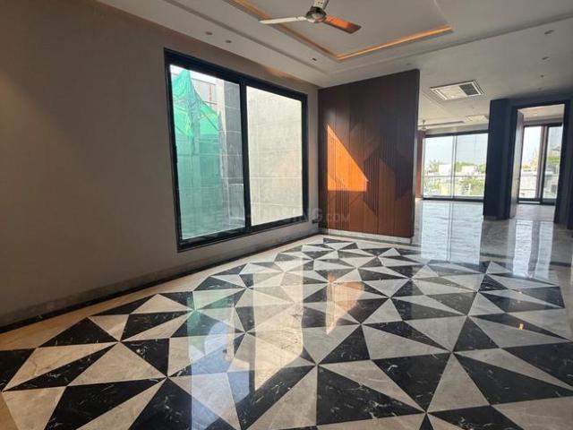 Flat for sale in Deri