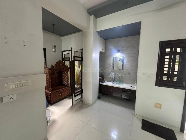 House for rent in Surat, Gujarat